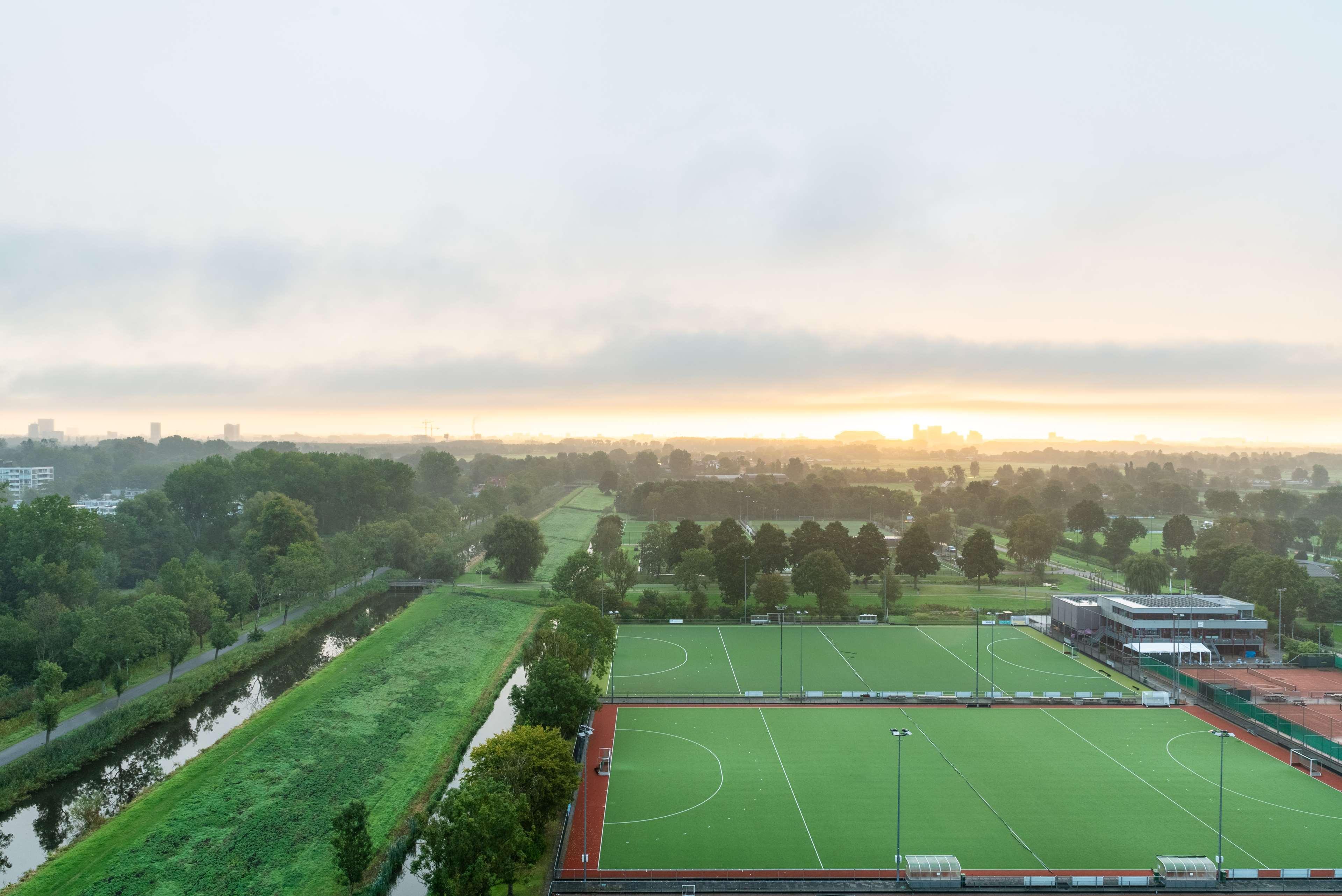 Radisson Hotel And Suites Amsterdam South 外观 照片